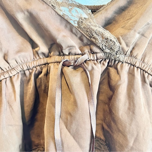 NWT American Eagle Y2K Boho Babydoll Crop Top S Brown Lace Trim V-Neck Cute - Picture 4 of 12